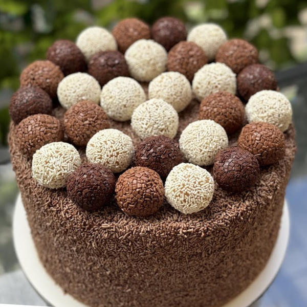 Brigadeiro Cake *Best Seller*